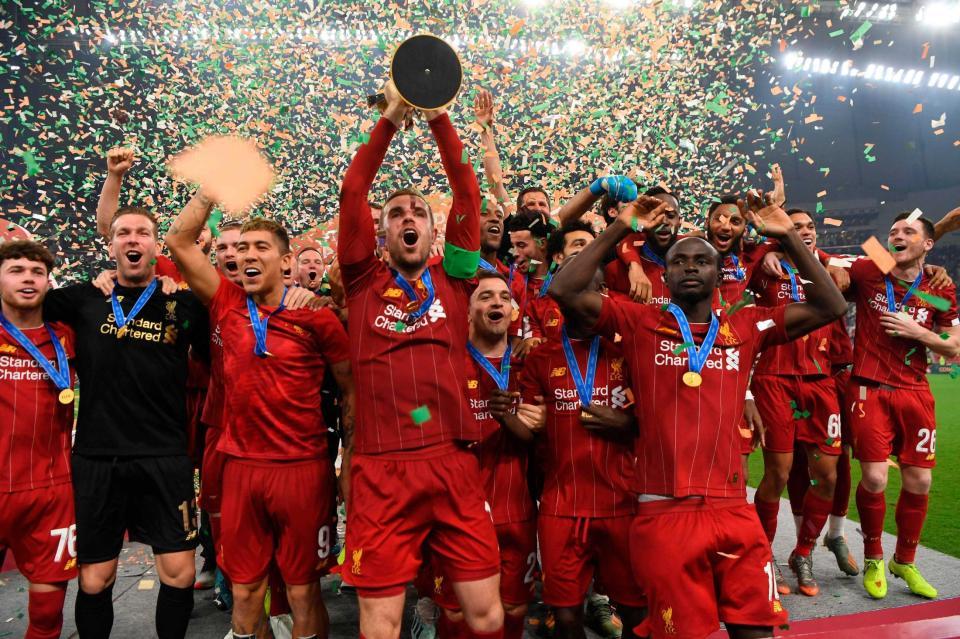 　サッカーのクラブＷ杯で優勝し、喜ぶリバプールイレブン（ゲッティ＝共同）