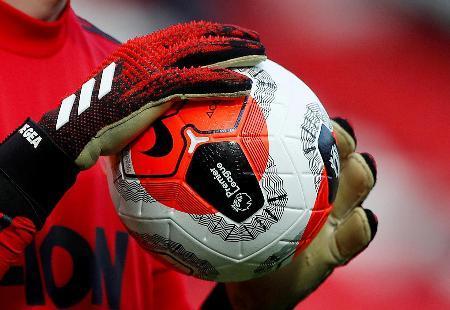 サッカー、年俸３割カットに反対イングランド選手協会