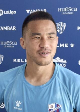 岡崎慎司、ゲーム大会で２得点オンラインで国際チャリティー