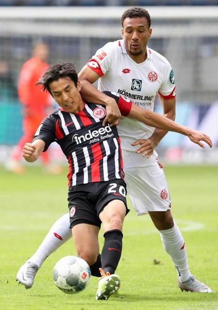 長谷部誠がドイツリーグでアジア選手最多出場も…敗戦に「何かが欠けていた」