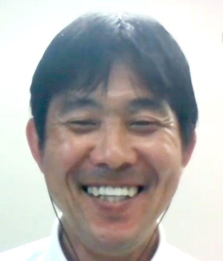 　オンライン取材で笑顔を見せる日本代表・森保監督