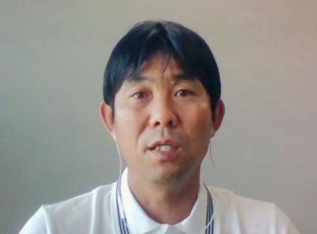 　オンラインでの取材に応じるサッカー日本代表の森保一監督＝１７日午後