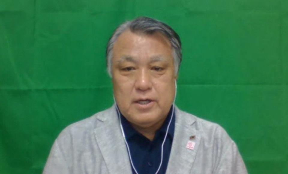 　オンラインで取材に応じる日本サッカー協会の田嶋会長