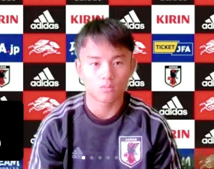 遠征先のオランダからオンラインで取材に応じたサッカー日本代表ＭＦ久保建英
