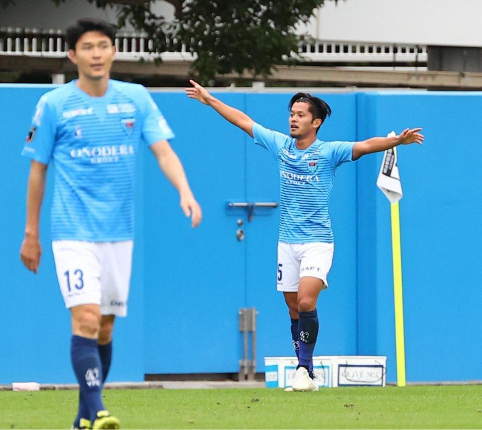 ＦＣ東京－横浜ＦＣ　後半、先制点を決めた横浜ＦＣ・草野＝ニッパツ三ツ沢球技場