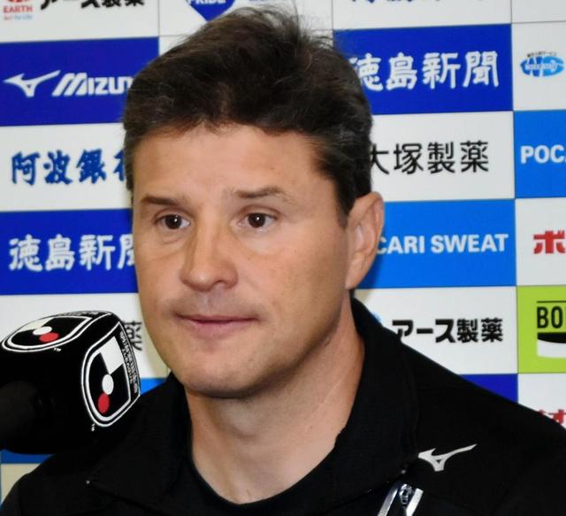 Ｊ１浦和、来季監督はロドリゲス氏に一本化　今季Ｊ２徳島を指揮