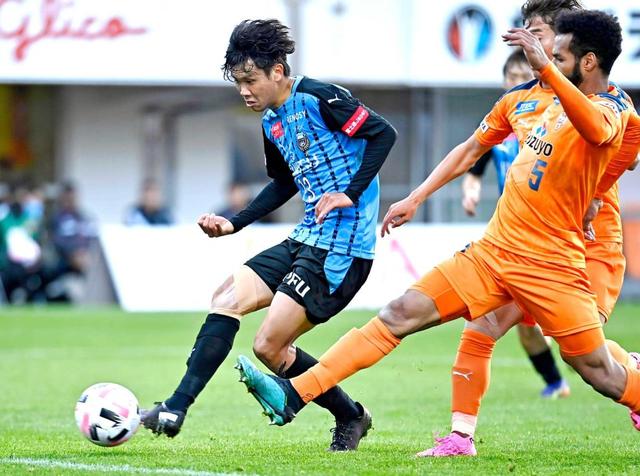 j1川崎 2発ドローで最多得点へあと 3 後手回り苦戦も粘り強さ見せた サッカー デイリースポーツ Online j1川崎 2発ドローで最多得点へあと 3 後手回り苦戦も粘り強さ見せた サッカー デイリースポーツ Online