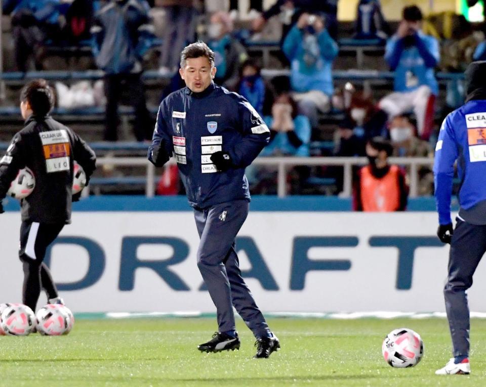 横浜ｆｃ 三浦が自身のｊ１最年長出場記録を更新 ５３歳９カ月２０日に サッカー デイリースポーツ Online