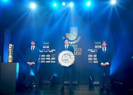 川崎 ベストイレブン9人選出！Jリーグ・アウオーズ史上最多 家長「滅多にない」/サッカー/デイリースポーツ online