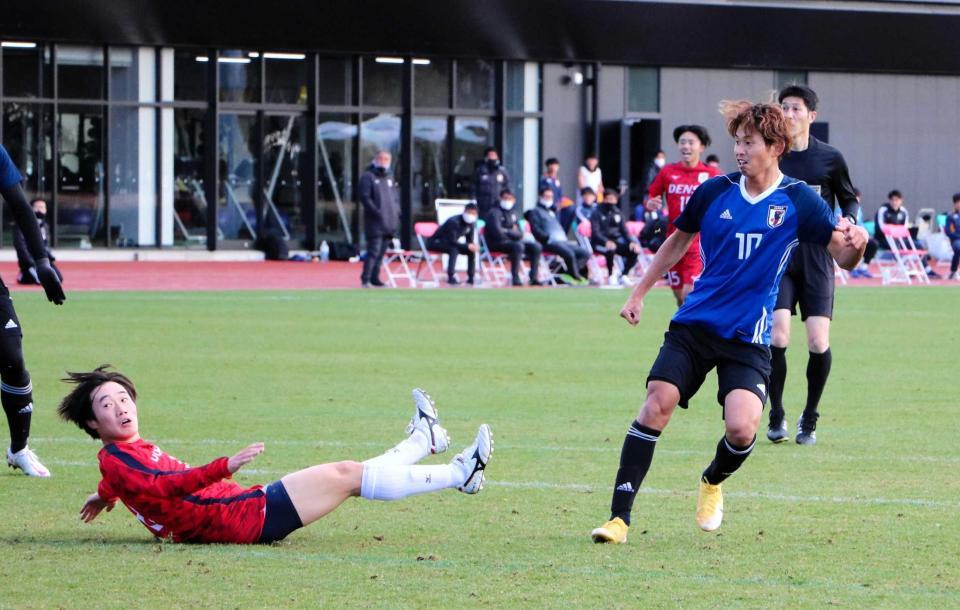 　得点を決めた郷家