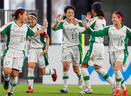 決勝は作陽と藤枝順心に全日本高校女子サッカー