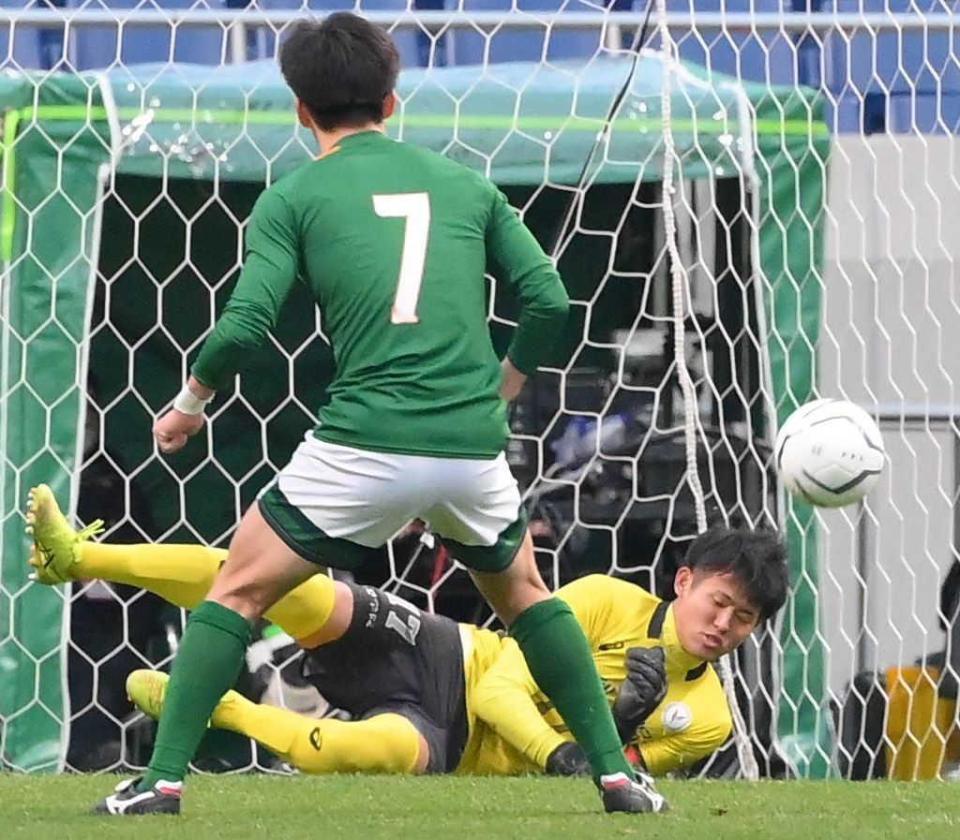 山梨学院主将 ｇｋ熊倉 きょうは自分の日 ｐｋ戦で壁となり優勝の立役者に サッカー デイリースポーツ Online