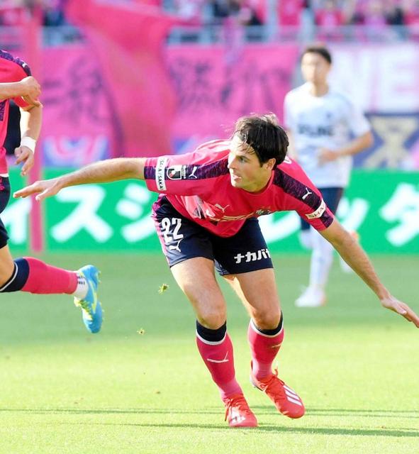 C大阪に激震 堅守支えたDFヨニッチが上海申花に完全移籍 破格