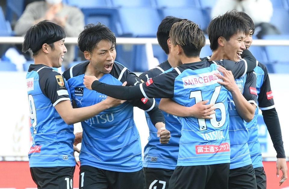 川崎が富士ゼロックス杯優勝 小林悠が劇的決勝ゴール ｇ大阪振り切る サッカー デイリースポーツ Online