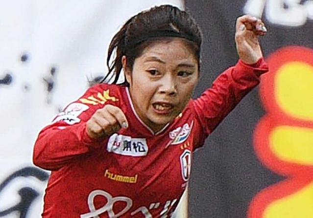 ｉｎａｃ神戸が ｔｉｋｔｏｋ とパートナーシップ契約 選手もアカウント開設 サッカー デイリースポーツ Online