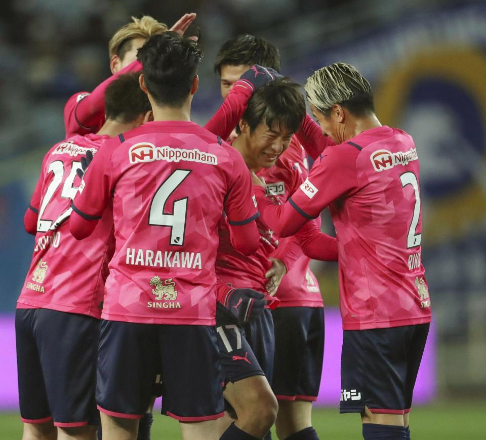 ｃ大阪 クルピ監督 スーパーゴールの坂元は 日本を代表するアタッカーになるだろう サッカー デイリースポーツ Online