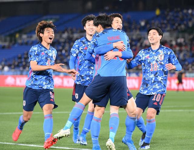 日本が韓国に完勝 森保監督 みんながチームのために と感謝 ３点差勝利は約１０年ぶり サッカー デイリースポーツ Online