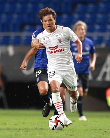　Ｃ大阪復帰戦で後半途中出場した乾（撮影・坂部計介）