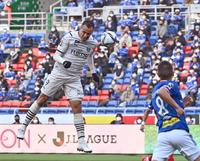 　後半、先制ゴールを決める川崎・レアンドロダミアン