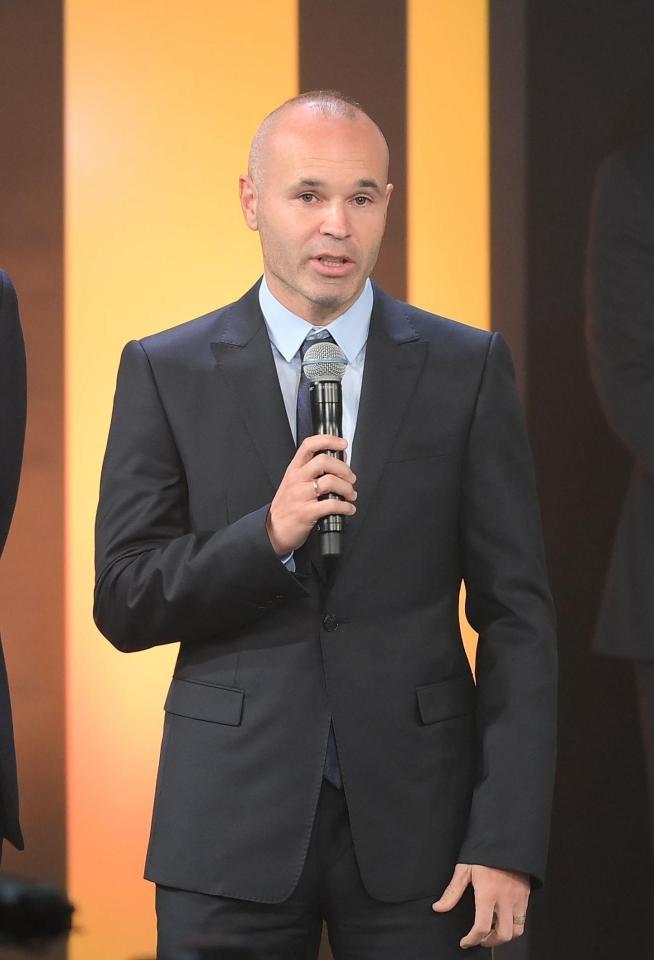 ベストイレブンに輝いて喜びを語る神戸・アンドレス・イニエスタ（撮影・堀内翔）