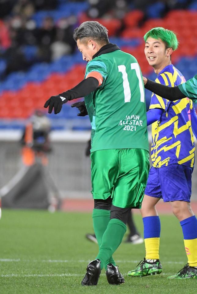 カズダンス”魅せた！カズが那須氏主宰の試合でゴール/サッカー