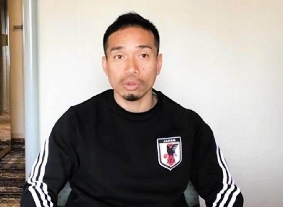 　オンライン取材に応じた長友佑都