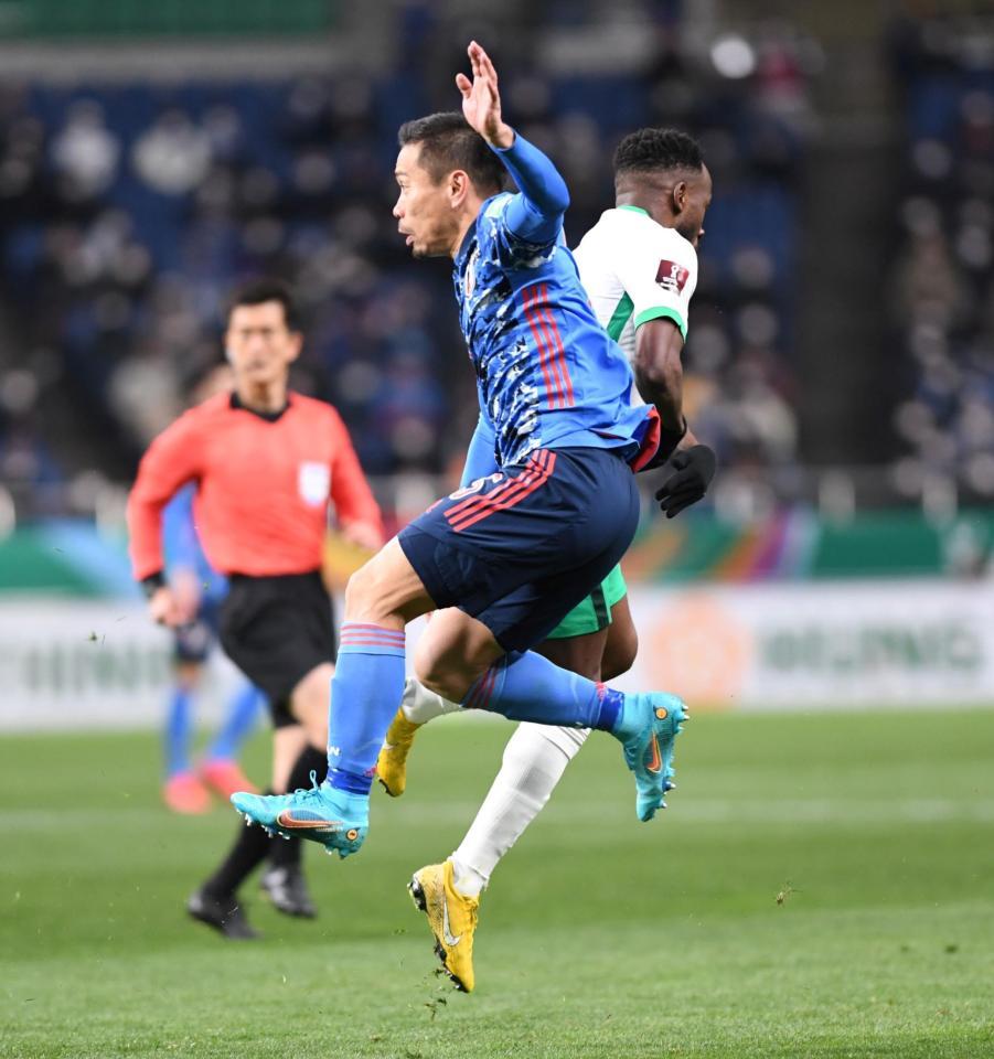 長友が燃えた 俺は今日生きるか死ぬか 活躍で 称賛という名の栄養 水 お願い サッカー デイリースポーツ Online