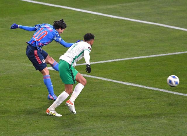 南野拓実が先制弾　お待たせ最終予選初ゴール　大迫と並び森保Ｊ最多スコアラーに