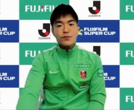 オンライン取材に応じる浦和・西川