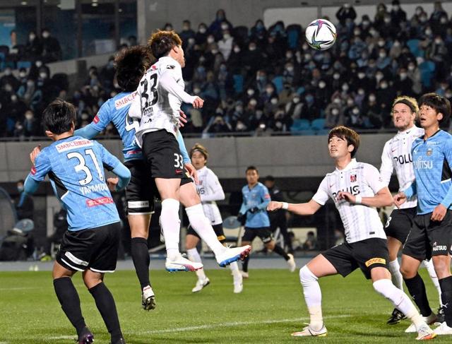 川崎 家長&山根で逆転2連勝 FW知念、DF佐々木欠くも総力戦で勝利