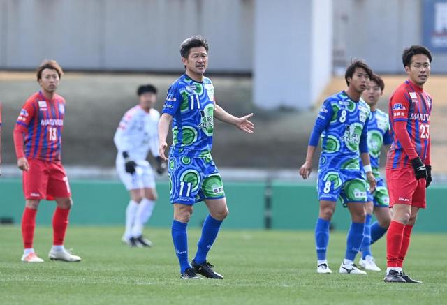 ＪＦＬ鈴鹿のカズ　２連続先発で最年長出場記録更新　惜しい左足シュートも