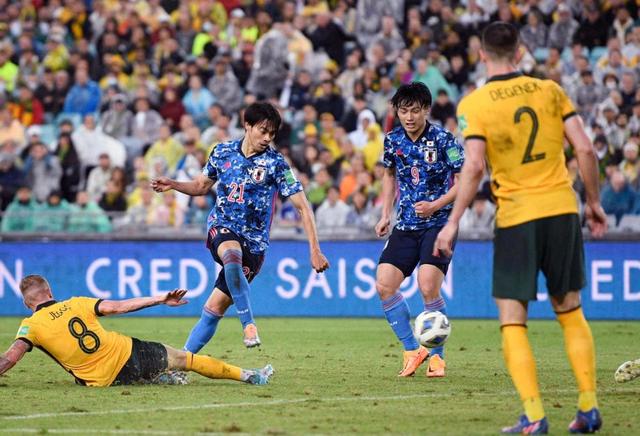 日本が先制！三笘が決めた　守田－山根からの川崎ホットライン彷彿　オーストラリア戦