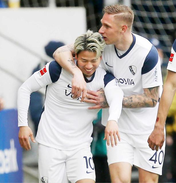 ボーフム・浅野拓磨　２得点！勝利導いた「とても幸せ」　Ｗ杯メンバー入りへアピール