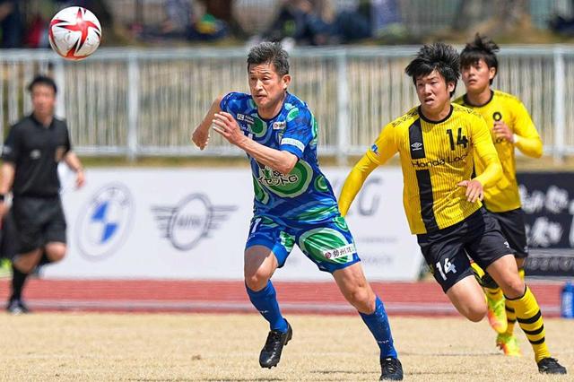 鈴鹿カズ jfl最年長出場記録を55歳43日に更新 2試合ぶり先発も シュート0 サッカー デイリースポーツ Online 鈴鹿カズ jfl最年長出場記録を55歳43日に更新 2試合ぶり先発も シュート0 サッカー デイリースポーツ Online