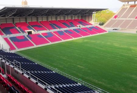 　ヨドコウ桜スタジアム