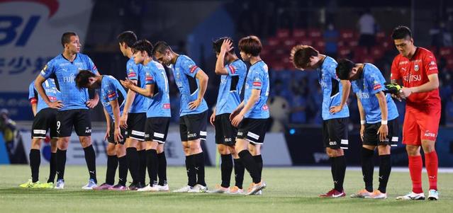 衝撃の首位陥落　川崎が１１分間で４失点　鬼木監督「緊張の糸が切れてしまった」
