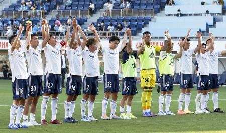 Ｊ１、横浜Ｍ快勝し首位浮上鹿島と川崎敗れる