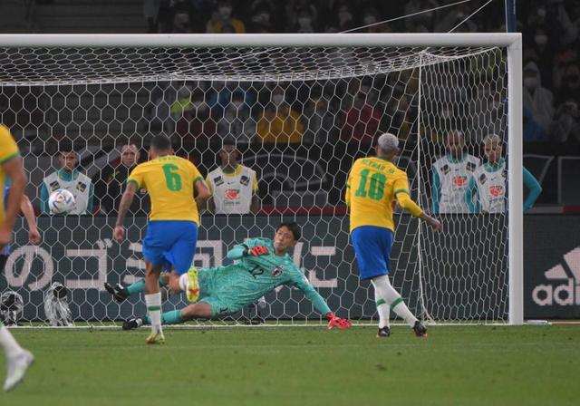日本はブラジルに０ー１惜敗 奮闘もネイマールのｐｋに散る 対サッカー王国は６連敗に サッカー デイリースポーツ Online