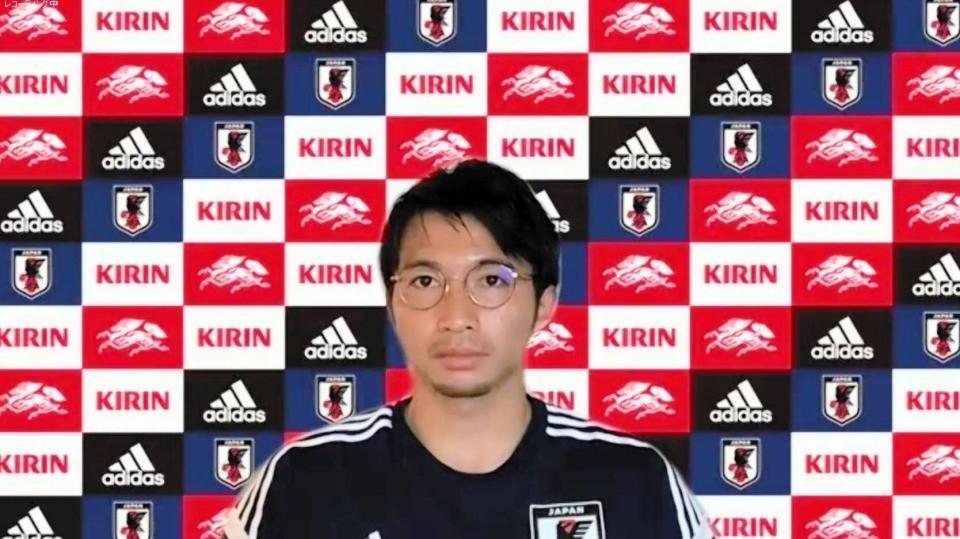 　オンライン取材に応じた柴崎岳