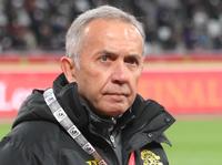 　ネルシーニョ監督