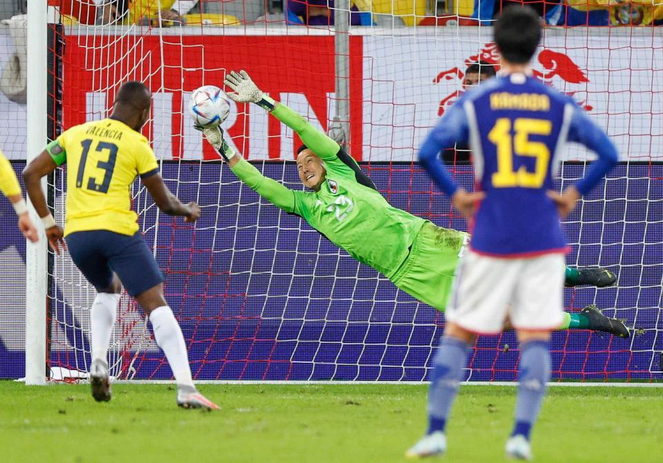 ｇｋシュミット 神懸かりｐｋストップ 守護神 権田の離脱中に猛アピール サッカー デイリースポーツ Online