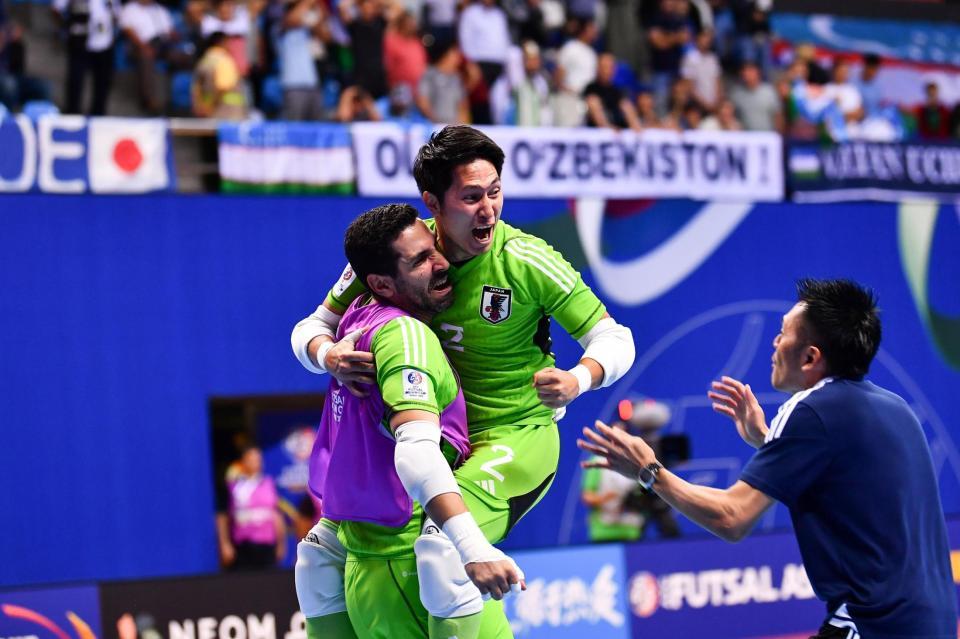 フットサル日本代表 ウズベキスタンに逆転勝利で決勝進出 ８年ぶりの王座を目指す サッカー デイリースポーツ Online