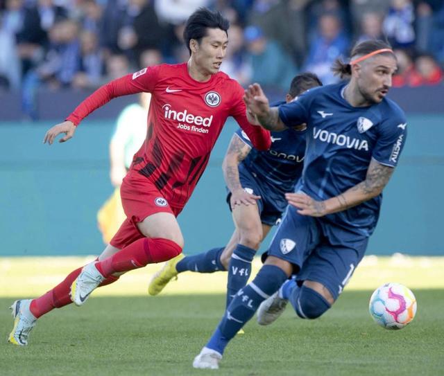 鎌田大地　シュート放つもオフサイドに　Ｅフランクフルトは下位のボーフムに大敗