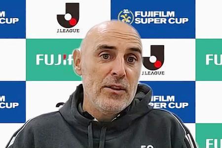 　富士フイルム・スーパーカップを前にオンラインで記者会見する横浜Ｍのマスカット監督＝１０日