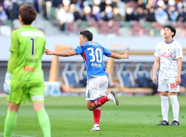 横浜Mが“6度目の正直”でスーパーカップ制覇 西村拓真が決勝弾