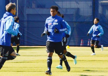 30周年のJリーグ、17日開幕 横浜M、川崎が最終調整