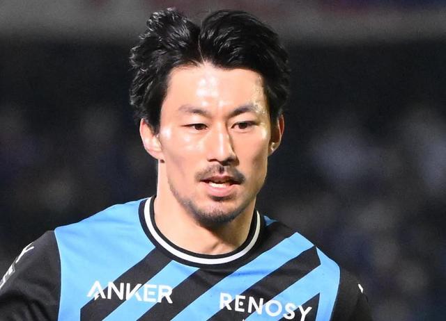 川崎が終了間際に劇的逆転勝利！１０人での戦いも、ルーキー山田が同点弾　家長が逆転ＰＫ決める