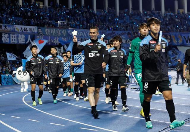 J1川崎が6発快勝!今季公式戦での本拠地初勝利 鬼木監督「チームが変わる日にしよう」ゲキ効いた