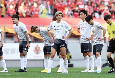 神戸ＤＦ酒井高徳　後半ＡＴ５分表示→８分に失点で要求「批判ではなく、状況を明確にする場を審判も作った方が」