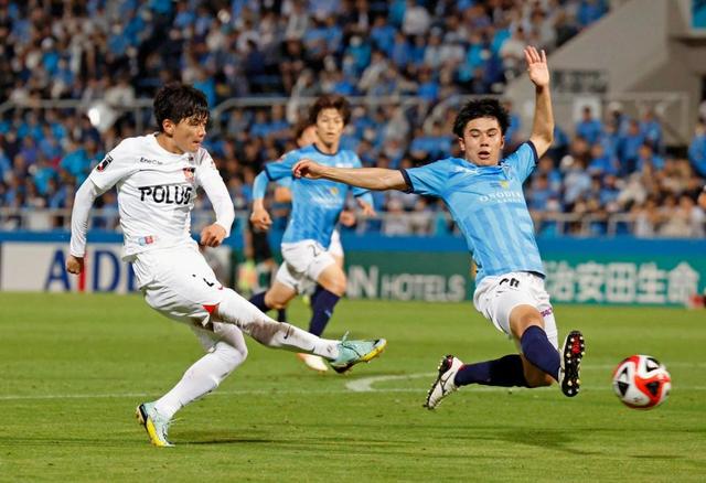 Ｊ１横浜ＦＣが最下位脱出でシーズン前半戦を折り返し　アジア王者の浦和と０－０
